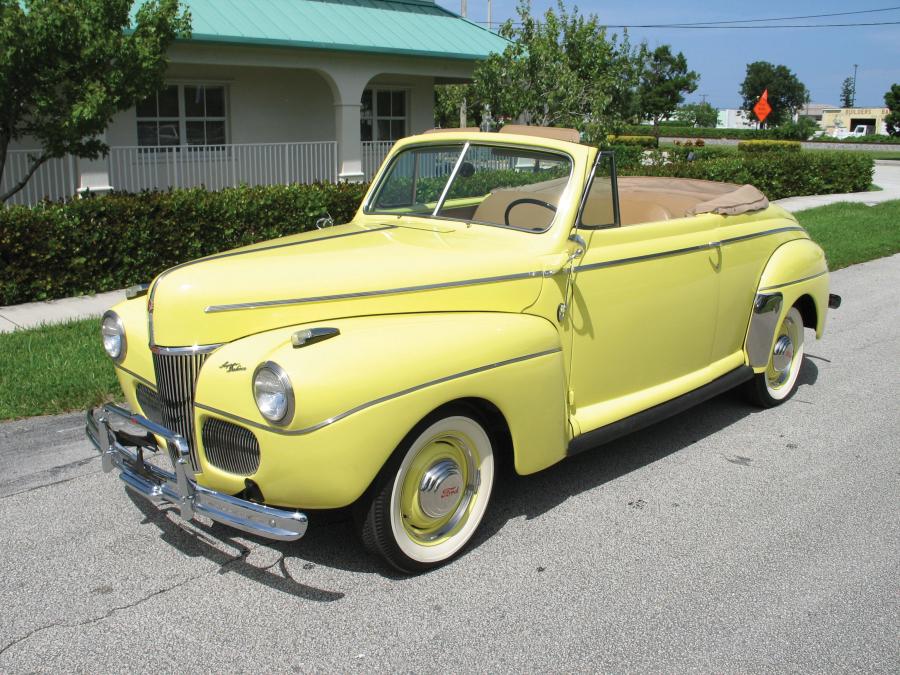  Ford Super DeLuxe Convertible 1941 года  (фото 1 из 10)
